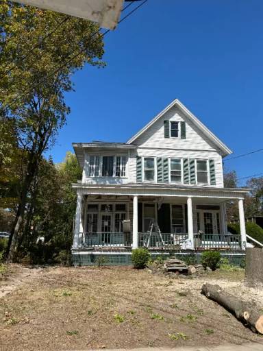 Main picture of 174 Main St