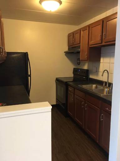 Main picture of 204 Middlebury St