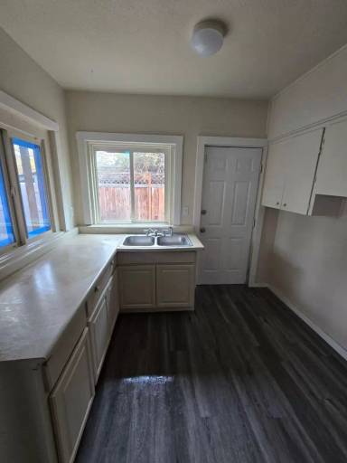 Main picture of 1811 N Cedar St