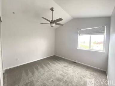 Main picture of 721 Waterglen Dr