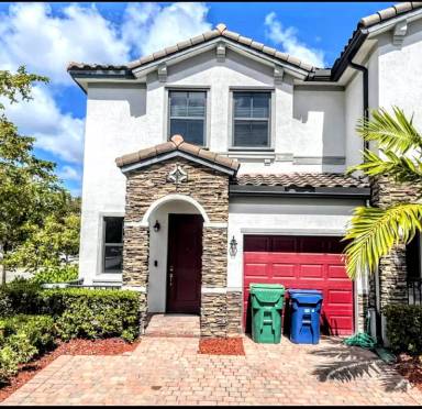 Main picture of 11464 SW 252nd St