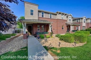 Main picture of 6371 S Potomac St