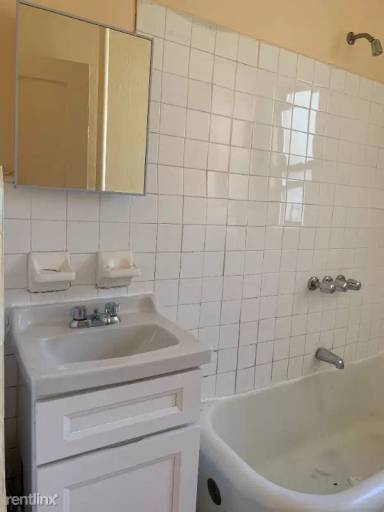 Main picture of 1260 Leland Ave
