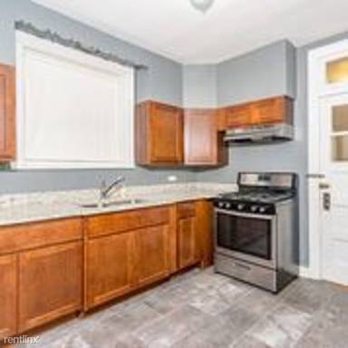 Main picture of 8025 S Eberhart Ave