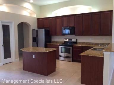 Main picture of 1391 SW Vicuna Ln