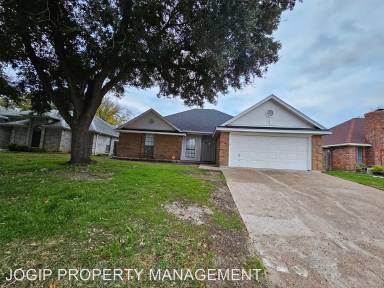 Main picture of 6518 Country Creek Dr