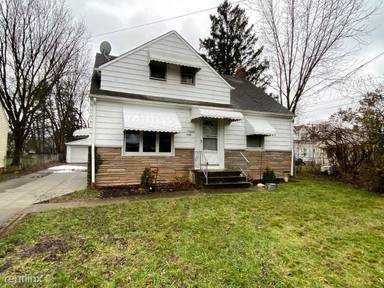 Main picture of 15800 Grant Ave