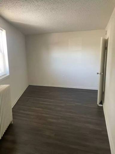 Main picture of 134 E High St