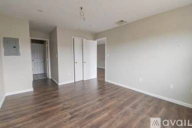 Main picture of 410 Canal Park