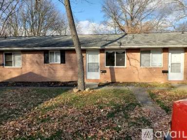 Main picture of 83 Parsons St