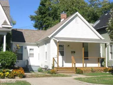 Main picture of 211 E Kingsley St