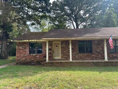 Main picture of 829 Glendale Rd
