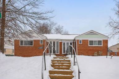 Main picture of 7014 Farragut St