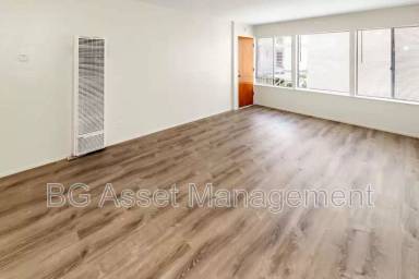 Main picture of 3600 Dimond Ave