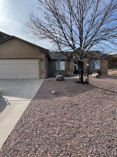 Main picture of 47 Wild Rose Dr