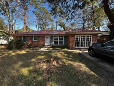 Main picture of 3248 Willow Ave