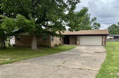 Main picture of 113 Cornwall Ct