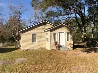 Main picture of 1098 Woodstock Ave
