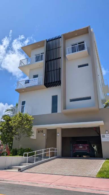 Main picture of 816 84th St