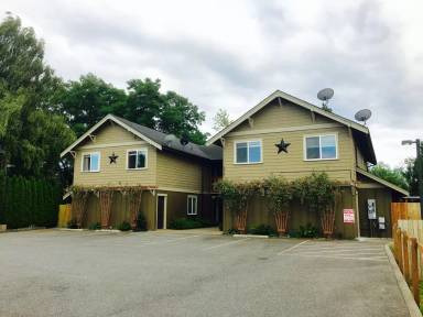 Main picture of 3310 E College Way