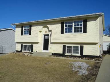 Main picture of 930 48th Ave NW