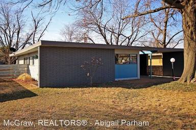 Main picture of 5316 E 26th St