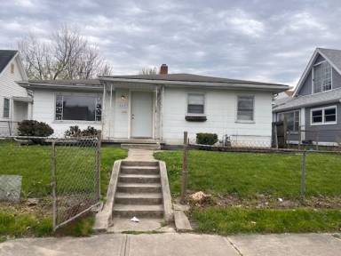 Main picture of 1115 W 3rd St