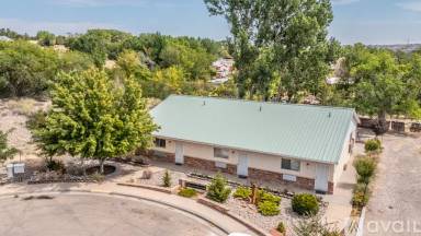 Main picture of 2302 N Tucker Ave