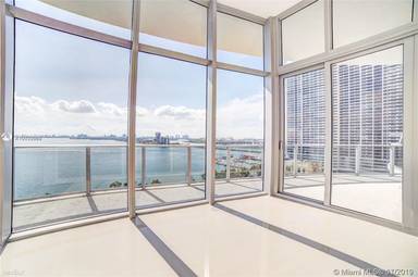 Main picture of Aria on The Bay