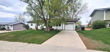 Main picture of 405 Sheridan Ct