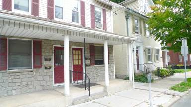 Main picture of 139 S Broad St