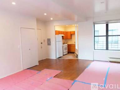 Main picture of 19 Blake Ave