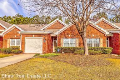 Main picture of 7705 Marymount Dr