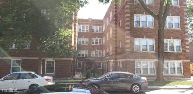 Main picture of 910 Lyman Ave