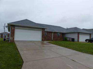 Main picture of 709 McLean Ct