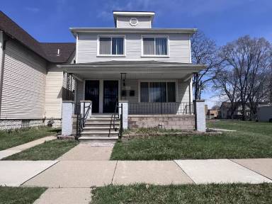 Main picture of 43 E Henry St