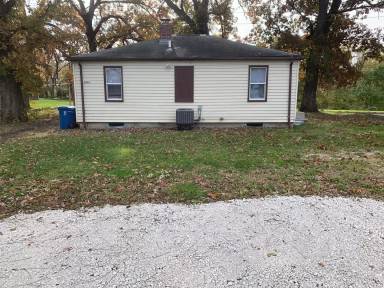 Main picture of 3315 Valley Dr