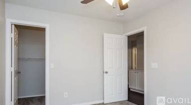 Main picture of 556 Truffles St