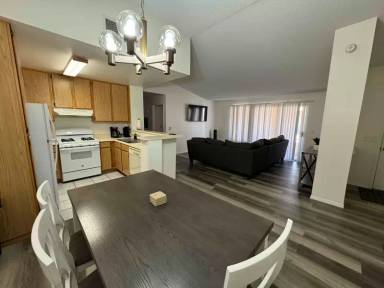 Main picture of 1100 Rodeo Dr