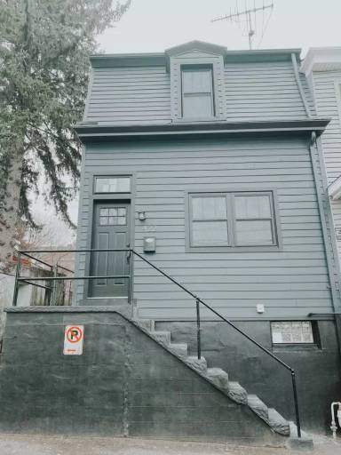 Main picture of 422 Sapphire Way