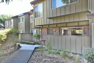 Main picture of 796 Ferndale Ct