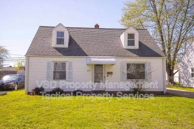 Main picture of 374 E 232nd St