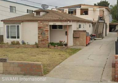 Main picture of 1709 Marine Ave