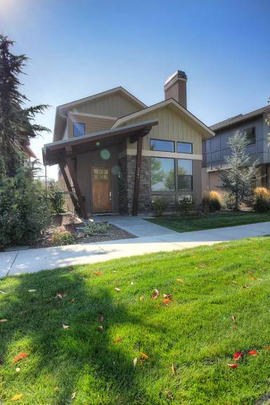 Main picture of Woodside Villas
