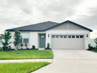 Main picture of 471 Pine Tree Blvd