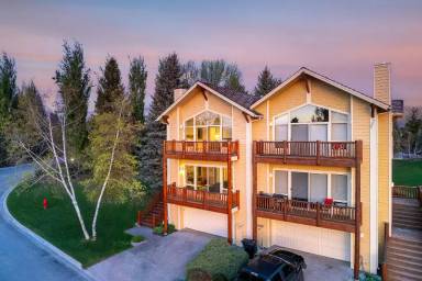 Main picture of 134 Juniper Bend Dr