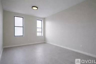 Main picture of 553 Hinsdale St