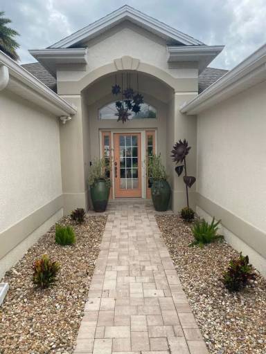 Main picture of 733 Winifred Way