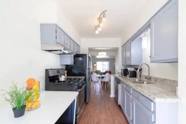 Main picture of Tarrytown Flats