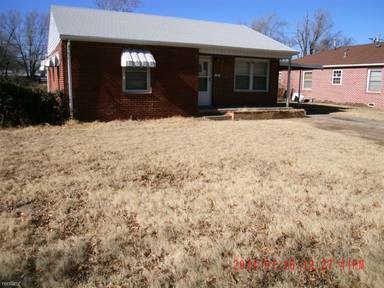 Main picture of 4551 S Walnut Ave
